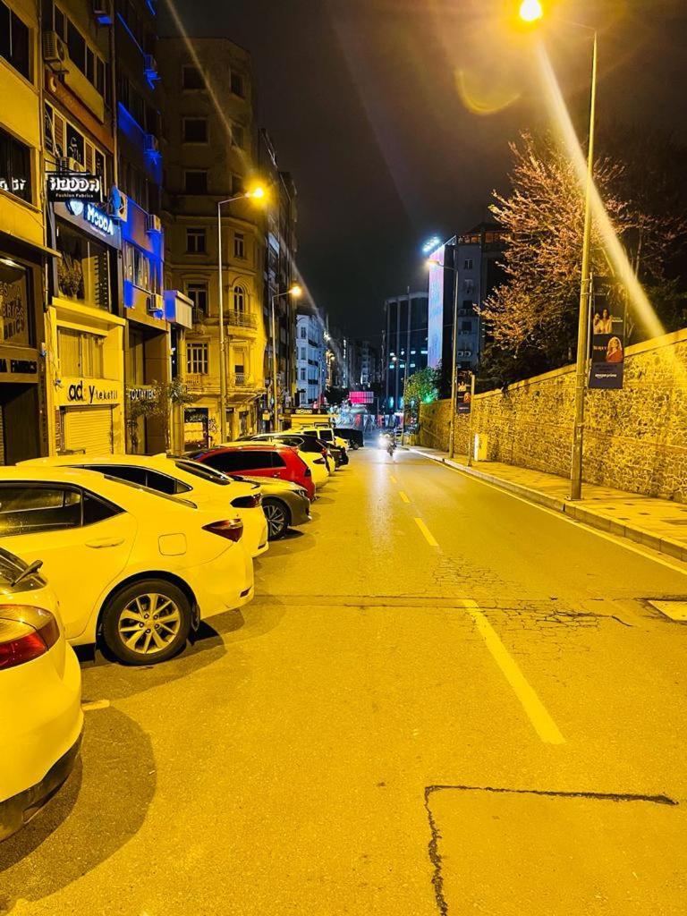 Aymira Suite Hotel Istanbul Exterior photo
