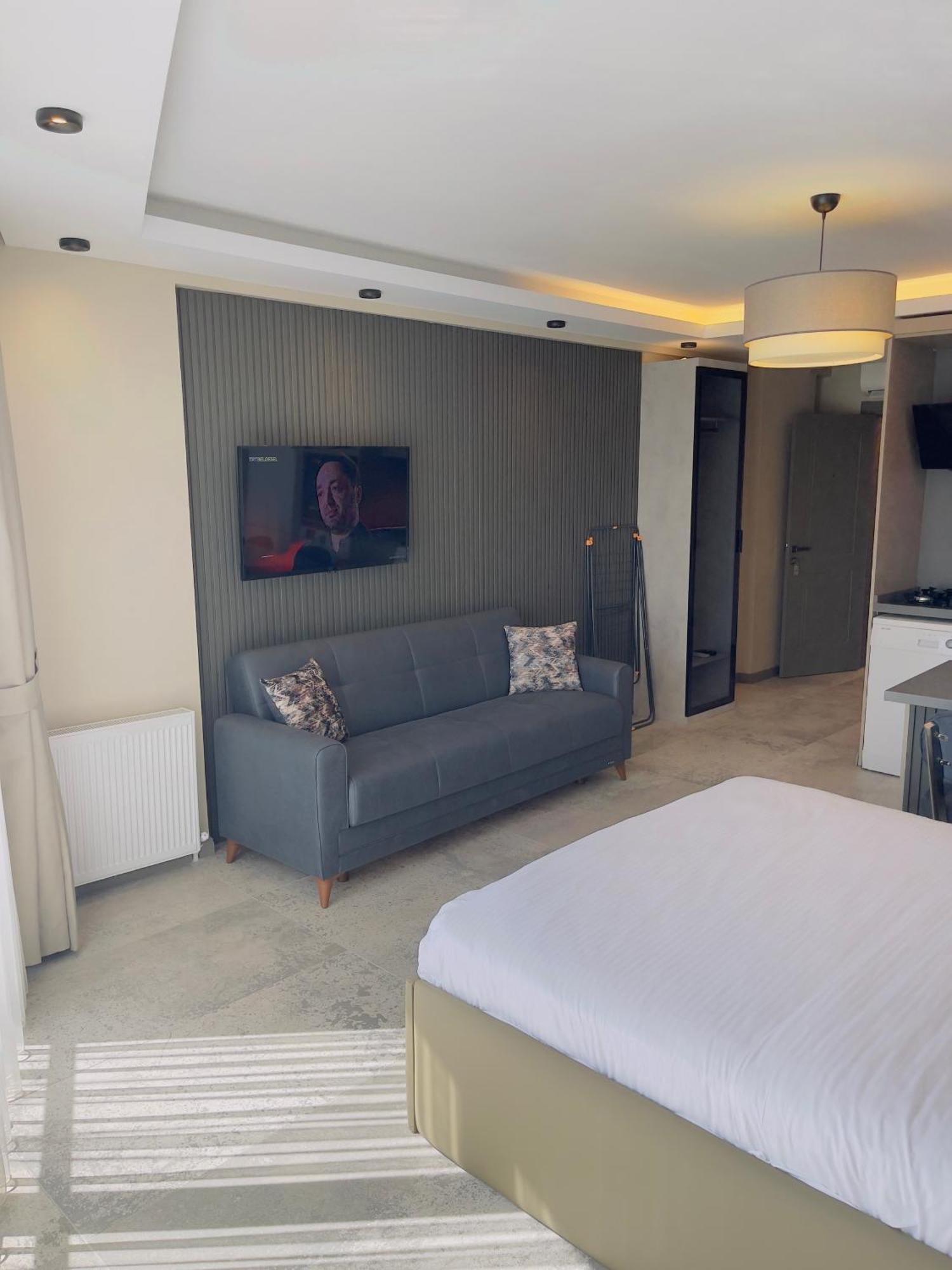 Aymira Suite Hotel Istanbul Exterior photo